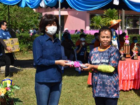 พิธีเปิดการแข่งขันกีฬาเยาวชนและประชาชนต้านภัยยาเสพติดประจำปีงบประมาณ 2565