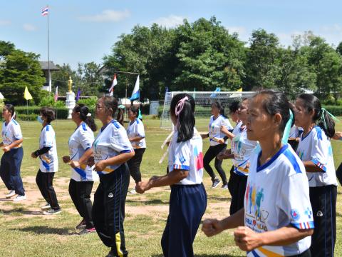 พิธีเปิดการแข่งขันกีฬาเยาวชนและประชาชนต้านภัยยาเสพติดประจำปีงบประมาณ 2565