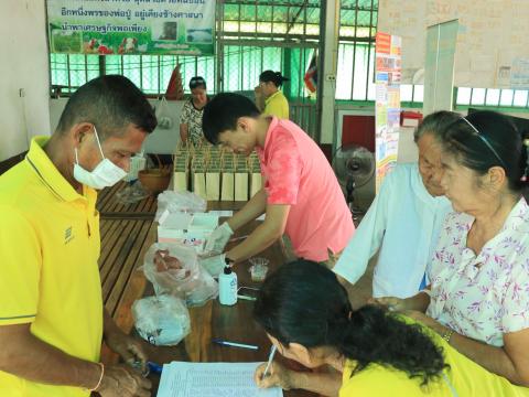 เปิดงานโครงการควบคุมโรคหนอนพยาธิ หมู่ที่ 6