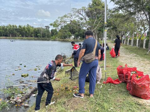 จัดกิจกรรม big cleaning day