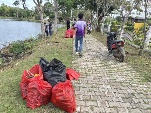 จัดกิจกรรม big cleaning day