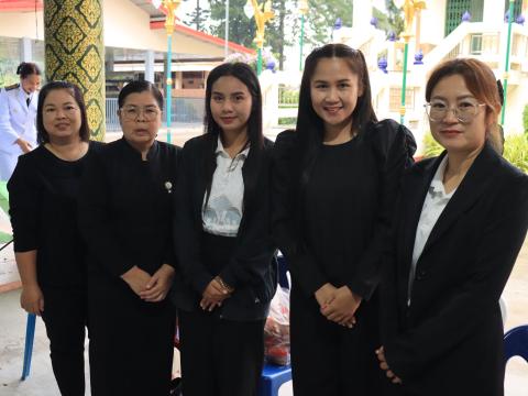 พิธีทำบุญตักบาตรถวายพระราชกุศลแด่สมเด็จพระนางเจ้าสิริกิติ์ฯ