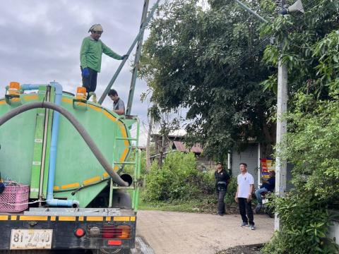 ซ่อมแซมไฟฟ้าส่องสว่างที่ชำรุด