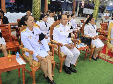 ร่วมพิธีบำเพ็ญกุศลสวดพระพุทธมนต์หรือสวดพระอภิธรรมอุทิศถวายพระราชกุศล