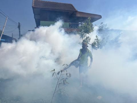 พ่นหมอกควันกำจัดยุงลาย