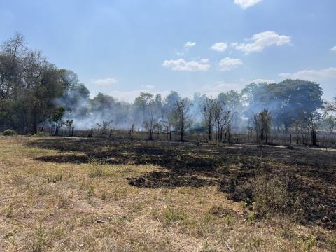 ออกระงับเหตุไฟไหม้ป่าชุมชน