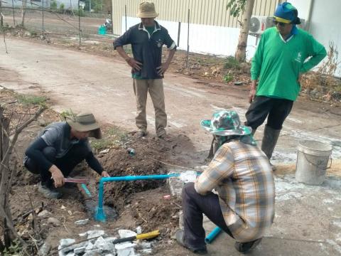 ซ่อมแซมท่อน้ำประปา บริเวณหมู่ที่ 8