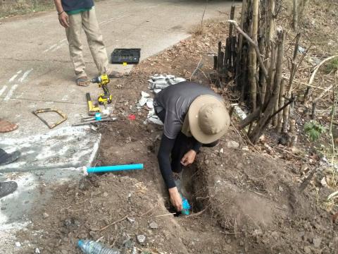 ซ่อมแซมท่อน้ำประปา บริเวณหมู่ที่ 8