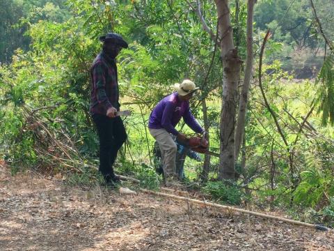 เตรียมความพร้อมสถานที่ เพื่อใช้ในในการจัดงานประเพณีบุญบั้งไฟ