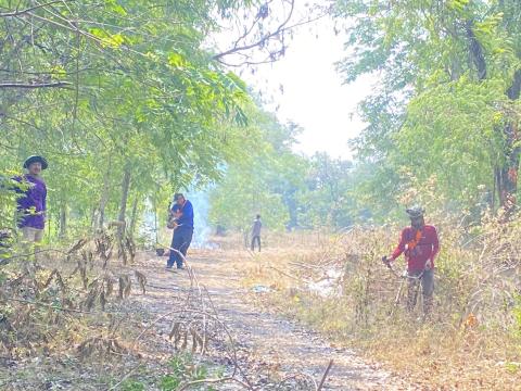 เตรียมความพร้อมสถานที่ เพื่อใช้ในในการจัดงานประเพณีบุญบั้งไฟ