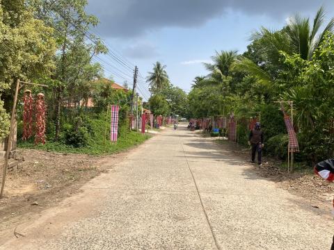 จัดเตรียมตกแต่งสถานที่ บริเวณเส้นทางที่ใช้แห่ขบวนบั้งไฟ