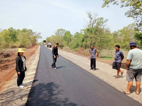 ลงพื้นที่ตรวจสอบการก่อสร้างถนน