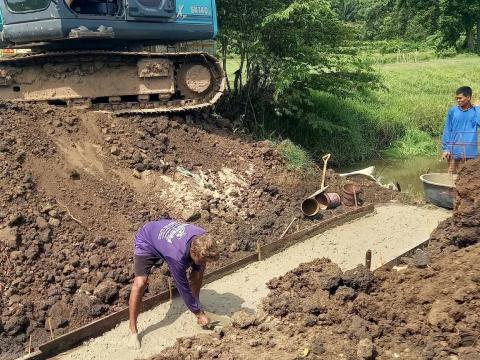 ลงพื้นที่ตรวจสอบโครงการวางท่อระบายน้ำ
