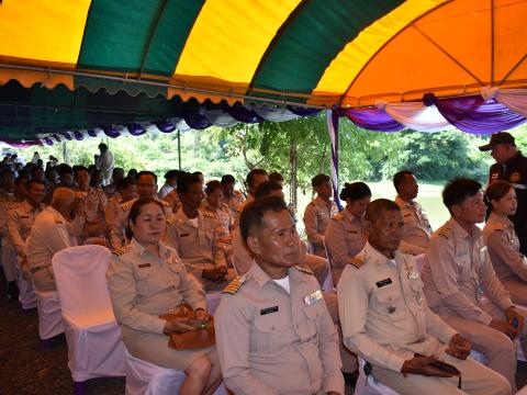 พิธีปล่อยพันธุ์สัตว์น้ำเนื่องในวันเฉลิมพระชนมพรรษา ๔๘ พรรษา