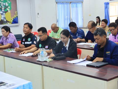 ประชุมประชุมหาแนวทางเฝ้าระวังและป้องกันโรคพิษสุนัขบ้าในพื้นที่ตำบลถาวร