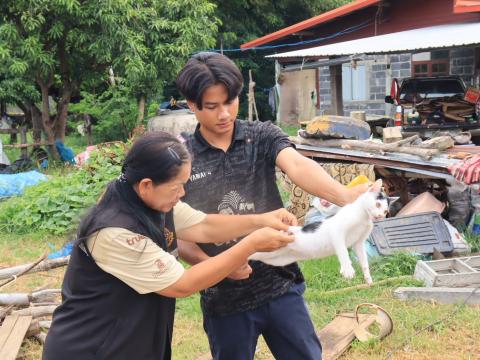 ฉีดวัคซีนป้องกันโรคพิษสุนัขบ้าในพื้นที่เสื่ยง
