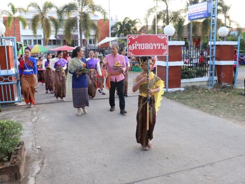 บรรยากาศประเพณีลอยกระทง