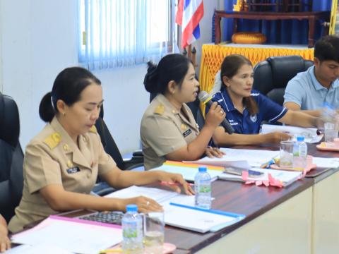 ประชุมพิจารณาเห็นชอบร่างแผนพัฒนาการศึกษา
