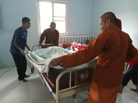 ส่งมอบเตียงให้กับผู้ป่วยติดเตียง