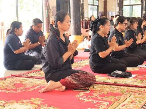 จัดกิจกรรมเจริญพระพุทธมนต์และสวดมนต์ถวายเป็นพระราชกุศล