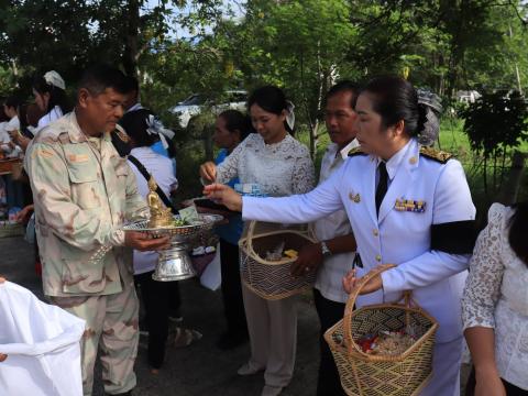 ร่วมประกอบกิจกรรมเนื่องในวันคล้ายวันพระราชสมภพสมเด็จพระนางเจ้าสิริกิติ์ พระบรมราชินีนาถ พระบรมราชชนนีพันปีหลวง