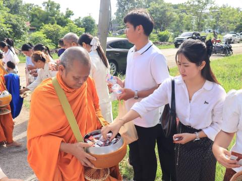 ร่วมประกอบกิจกรรมเนื่องในวันคล้ายวันพระราชสมภพสมเด็จพระนางเจ้าสิริกิติ์ พระบรมราชินีนาถ พระบรมราชชนนีพันปีหลวง
