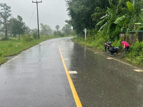 ลงพื้นที่ตรวจสอบความเรียบร้อยและติดตามสถานการณ์น้ำท่วมขัง
