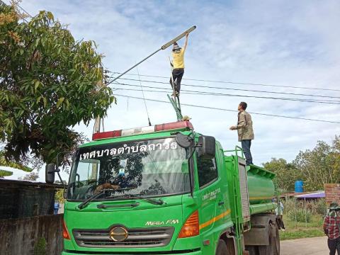 ซ่อมแซมไฟฟ้าส่องสว่าง