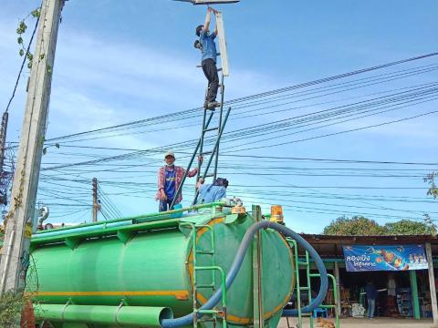 ซ่อมแซมไฟฟ้าส่องสว่างในพื้นที่ หมู่ที่ 2 และหมู่ที่ 11