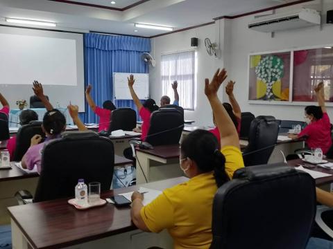 ประชุมคณะกรรมการกองทุนหลักประกันสุขภาพเทศบาลตำบลถาวร