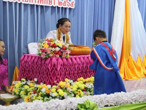 พิธีมอบวุฒิบัตรยุวบัณฑิต ศูนย์พัฒนาเด็กเล็กเทศบาลตำบลถาวร ประจำปีการศึกษา 2565