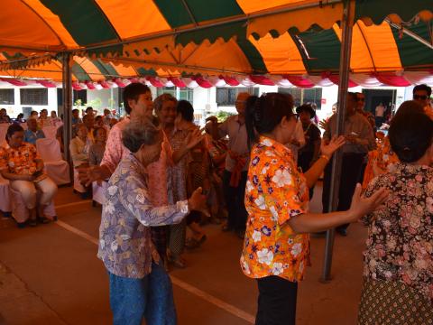 โครงการส่งเสริมเทศกาลประเพณี วันสงกรานต์ และรดน้ำดำหัวผู้สูงอายุ ประจำปี 2566