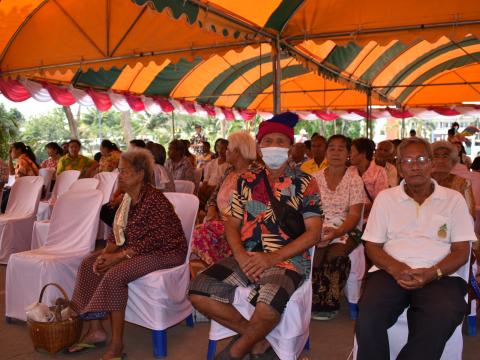 โครงการส่งเสริมเทศกาลประเพณี วันสงกรานต์ และรดน้ำดำหัวผู้สูงอายุ ประจำปี 2566