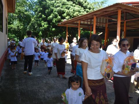 ร่วมถวายเทียนพรรษา ณ วัดน้อยมนีเวศ