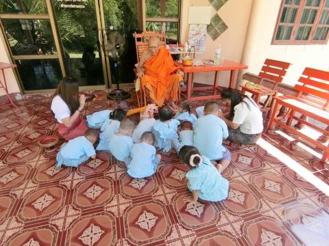 โครงการส่งเสริมคุณธรรม จริยธรรม(วันอาสาฬหบูชา/วันเข้าพรรษา) ศูนย์พัฒนาเด็กเล็กรวมใจพัฒนา