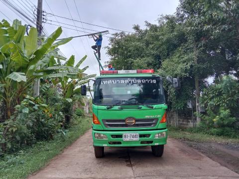 ซ่อมไฟฟ้าส่องสว่าง หมู่ที่ 5