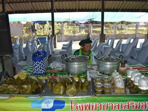 ภาพบรรยากาศงานเปิดตลาดนัดท้องถิ่นสีเขียว