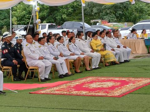 พิธีถวายราชสักการะและวางพานพุ่ม และพิธีจุดเทียนถวายพระพรชัยมงคล