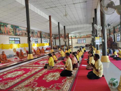 พิธีเจริญพระพุทธมนต์ปฏิบัติธรรมเจริญสมาธิภาวนาเพื่อ เฉลิมพระเกียรติ และถวายเป็นพระราชกุศลฯ