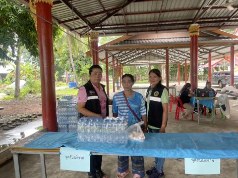 ศูนย์พักพิงผู้ประสบภัยวัดนิคมเขต วันที่สอง